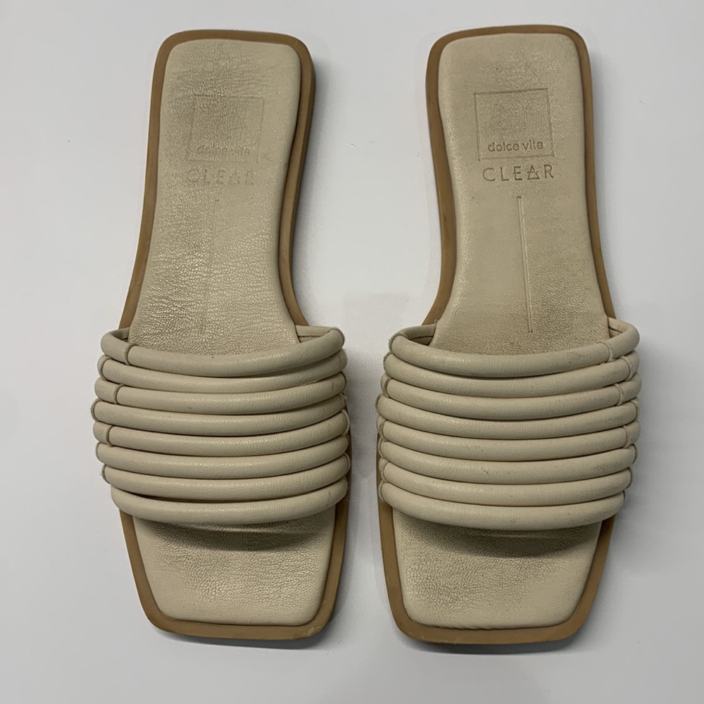 Dolce Vita Nyx Flat Sandal